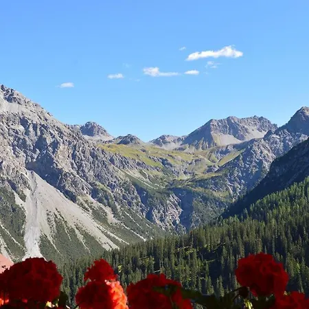 Tschuggenweg 14 * 阿罗萨