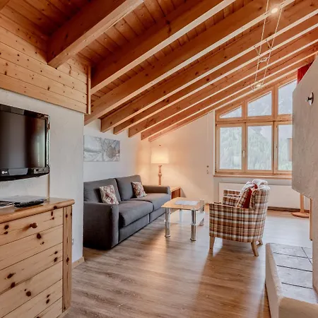 Tschuggenweg 14 ארוזה